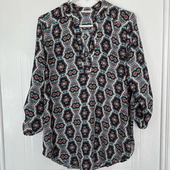 Blouse for summer size large - Picture 2 of 5